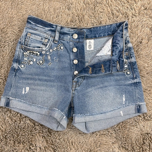 H&M High-Rise Shorts - Picture 10 of 12